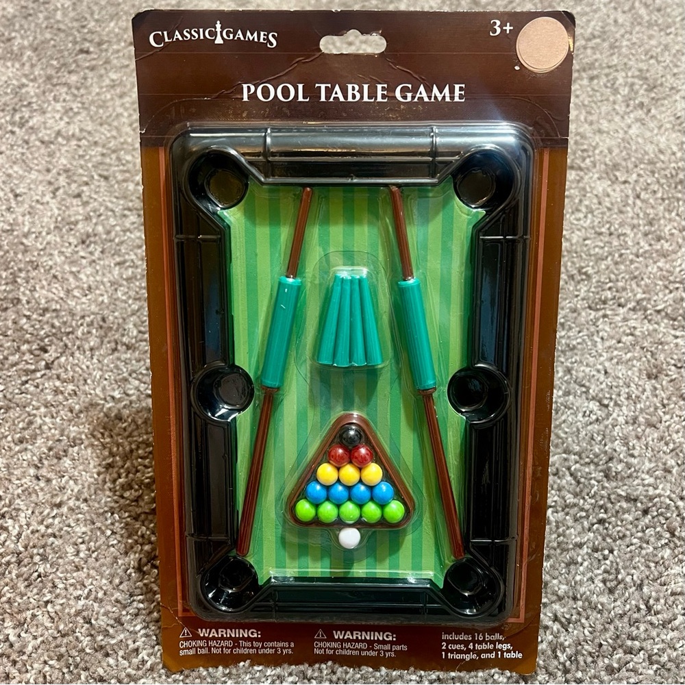 New Classic Games Portable Billiards Mini Tabletop Pool Table Fun Toy Game Set